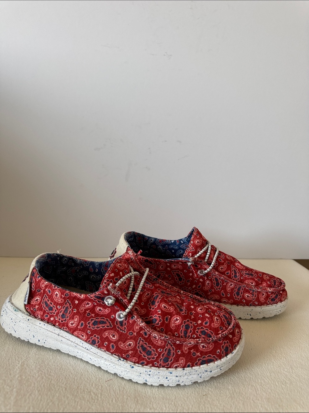 Hey Dude Bsndana Americana shoes